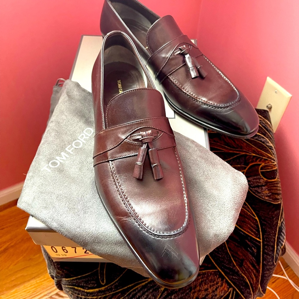 Gently worn Tom Ford men’s shoes!